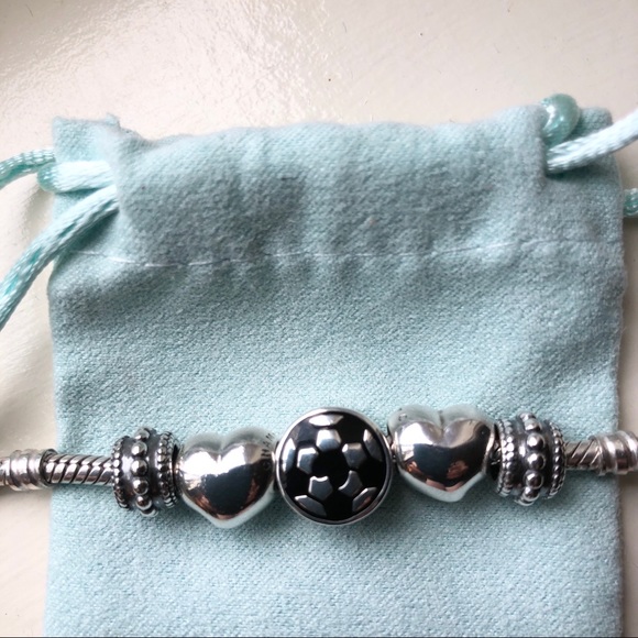 Chamilia soccer charm set - Picture 8 of 8